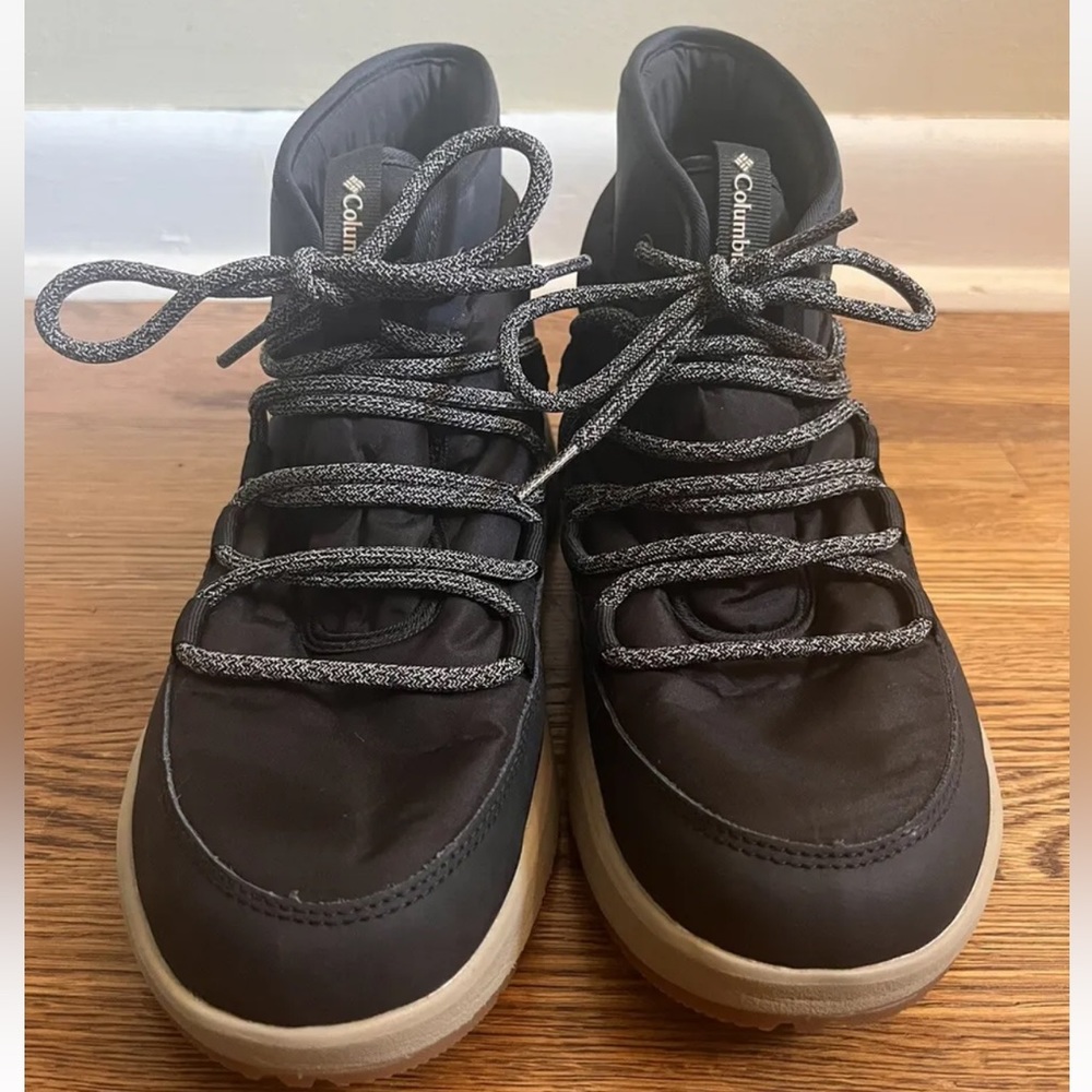 COLUMBIA Women's Black Waterproof Insulated Snow Boots 9 NEW